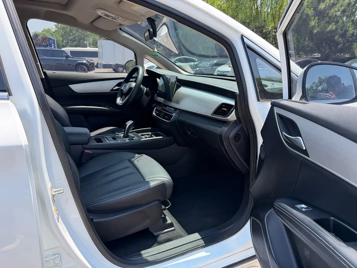BYD Song MAX 2022 2021 Upgrade 1.5T Automatic Luxury Edition 6-Seater