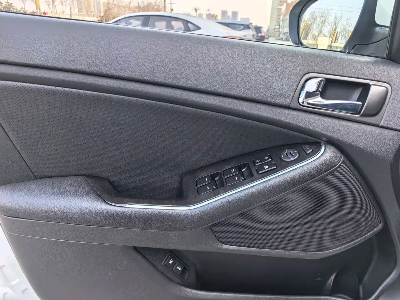 Kia K5 2014 2.0L Automatic LUXURY фото 10