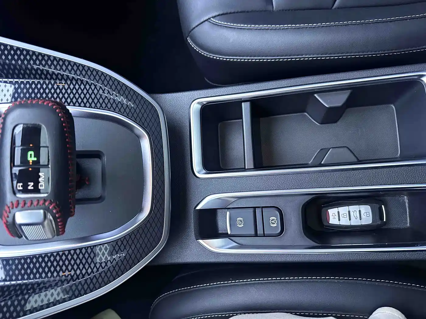 Haval M6 2023 2021 PLUS 1.5T DCT Luxury Smart Connect
