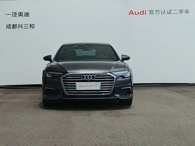 Audi A6L New Energy 2022 55 TFSI e quattro — фото 2