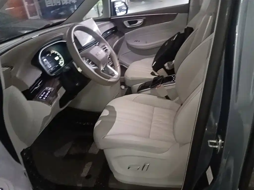 Roewe iMAX8 2024 2023 Model 400TGI Ultimate Enjoyment Edition