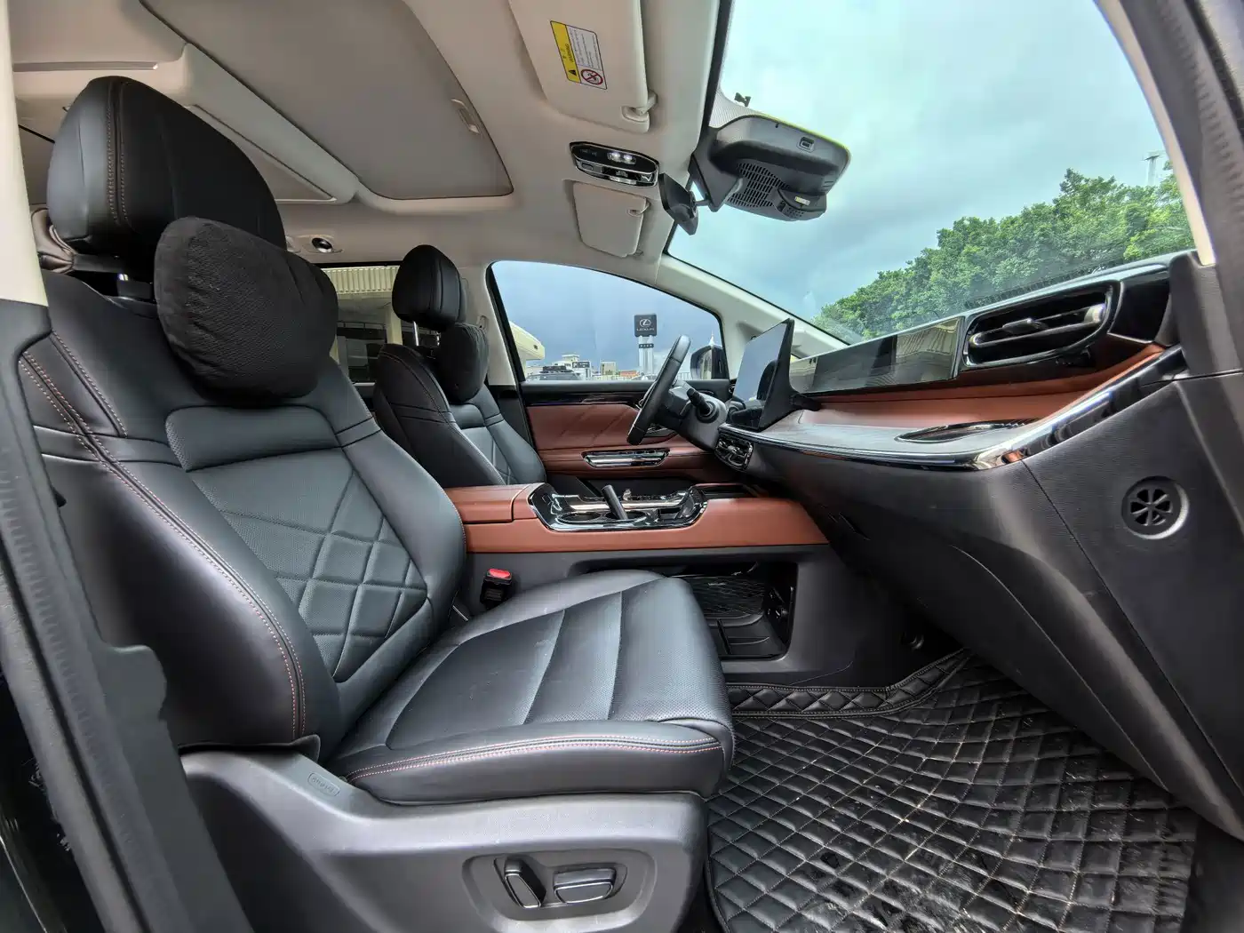 GAC Trumpchi Trumpchi E8 NEV 2024 2024 150km Soaring Glory+
