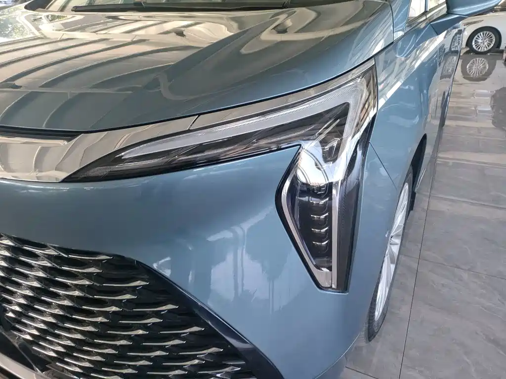 Buick Century 2024 2023 2.0T 7-Seater World Edition