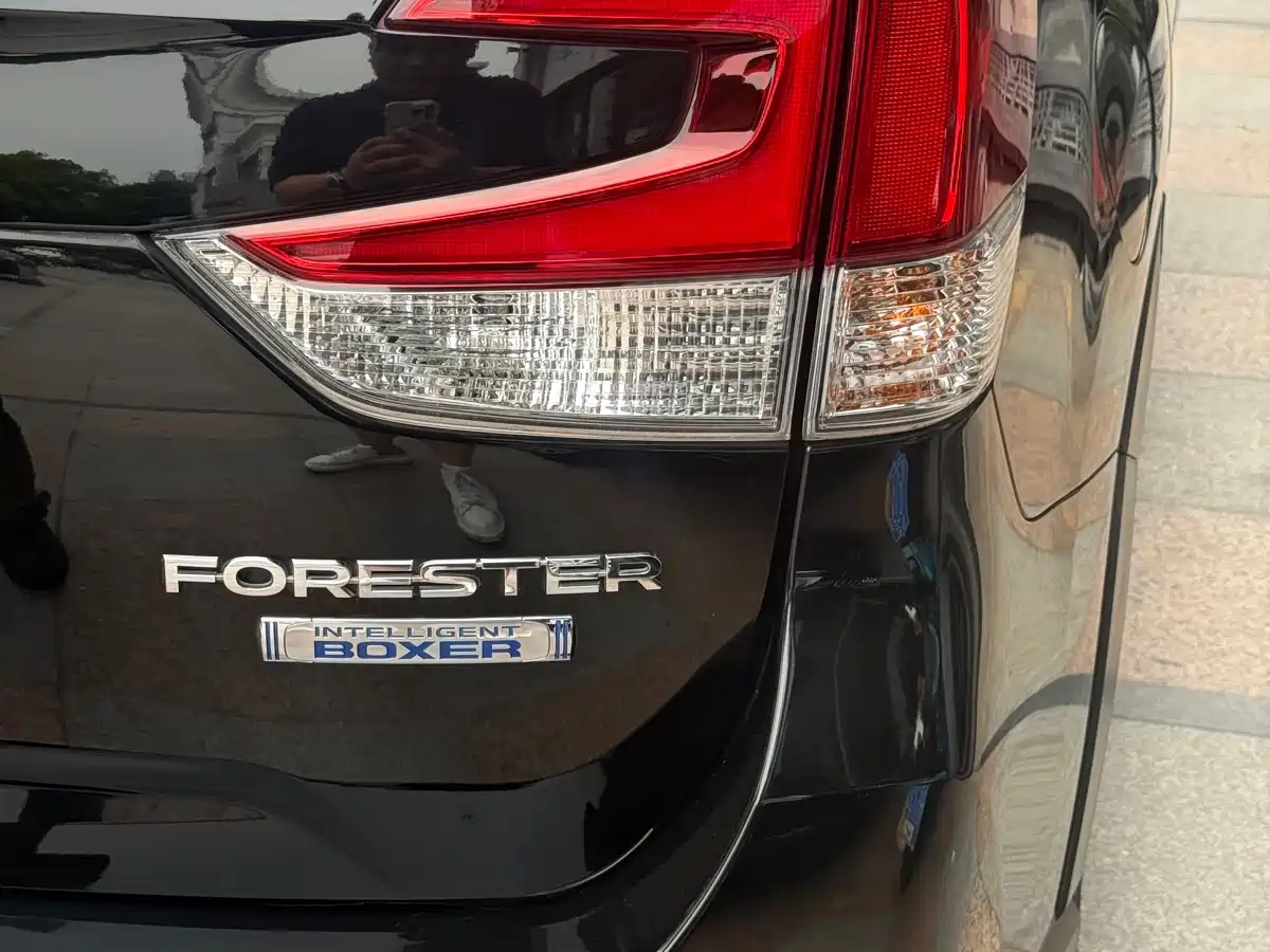 SUBARU FORESTER