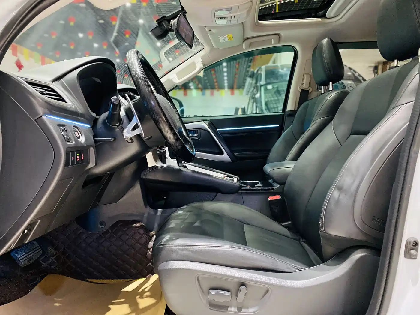 Mitsubishi Pajero Sport (Import) 2020 3.0L Luxury Edition фото 7