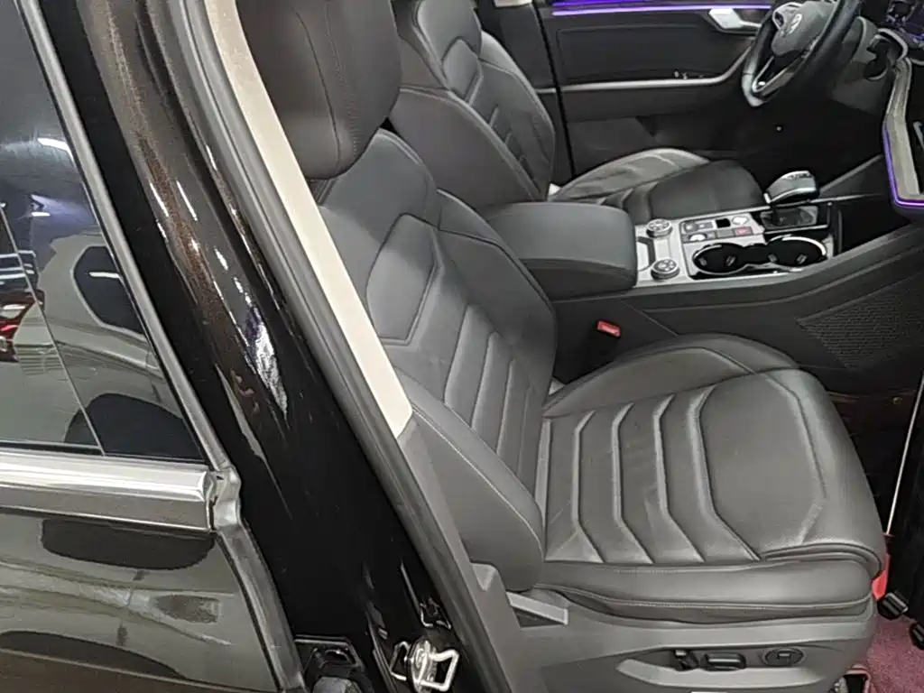 Volkswagen Touareg 2021 2021 2.0TSI R-Line