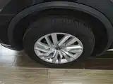 Фото 23 - Volkswagen Touareg