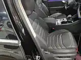 Фото 25 - Volkswagen Touareg