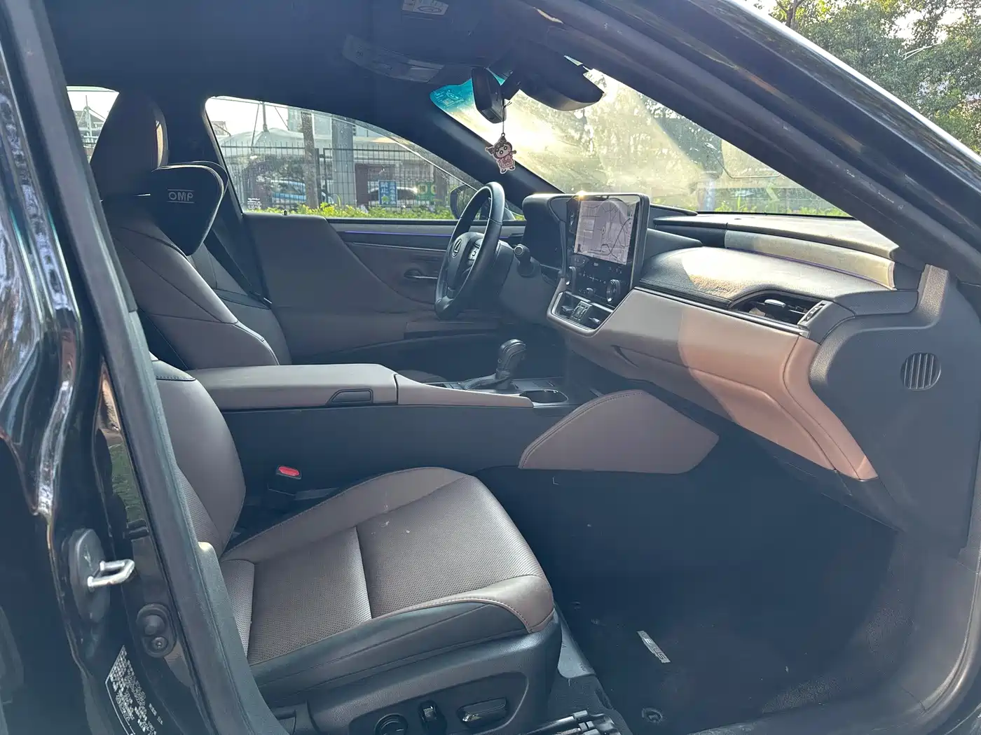 Фото 4 - Lexus ES