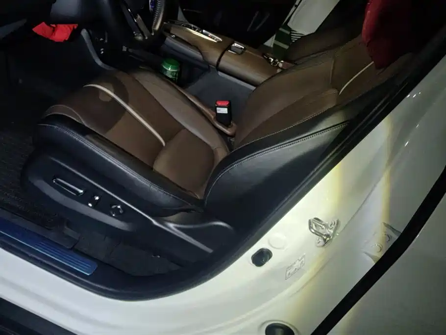 HONDA UR-V