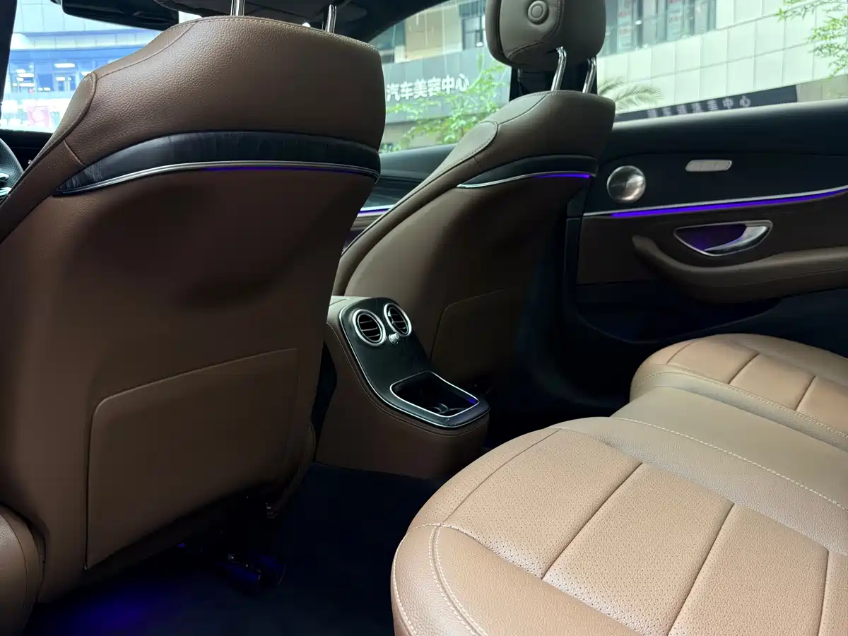 MERCEDES-BENZ E CLASS