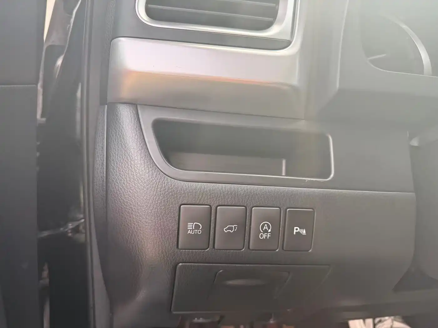 Toyota Highlander 2018 2.0T 4WD Premium 7-seater China VI фото 9