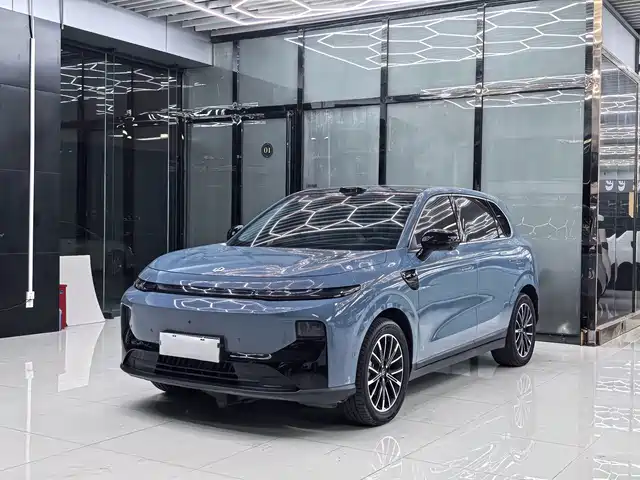 Leapmotor B10 2025