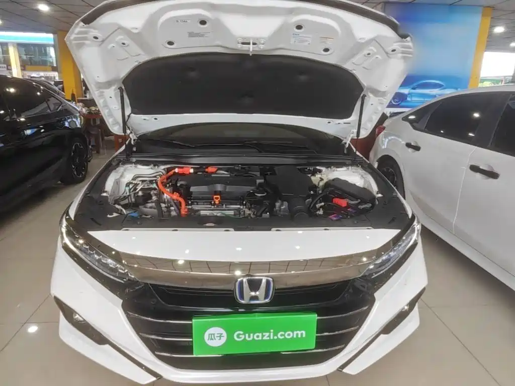 Фото 20 - Honda Accord