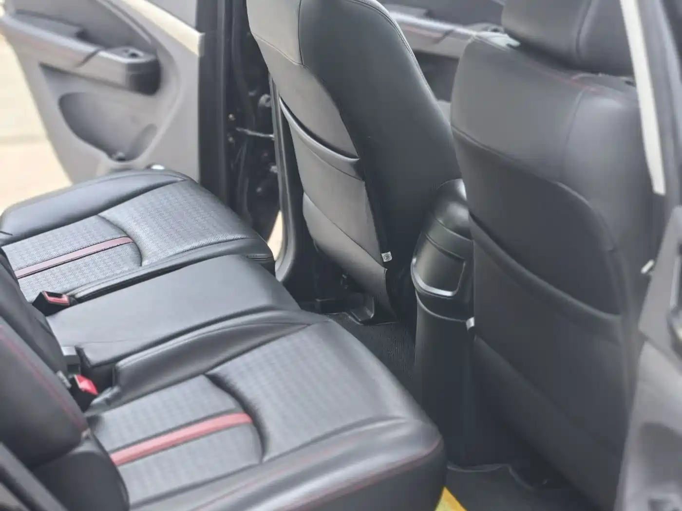 BYD S7 2015 2015 2.0T Automatic Flagship Model