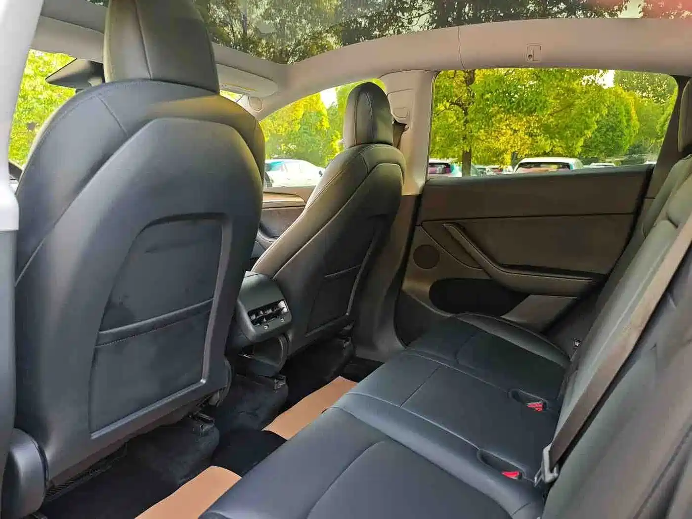 Фото 6 - Tesla Model Y