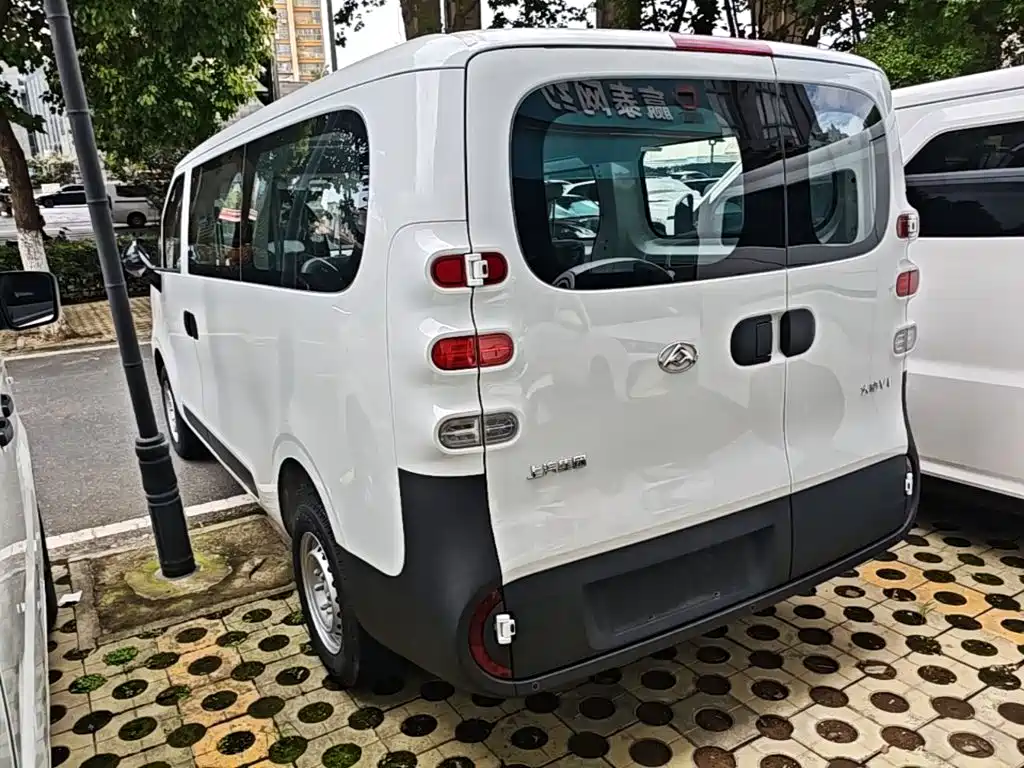 SAIC Maxus Dana V1 2025 2025 Low Roof Multi-purpose Version 42kWh