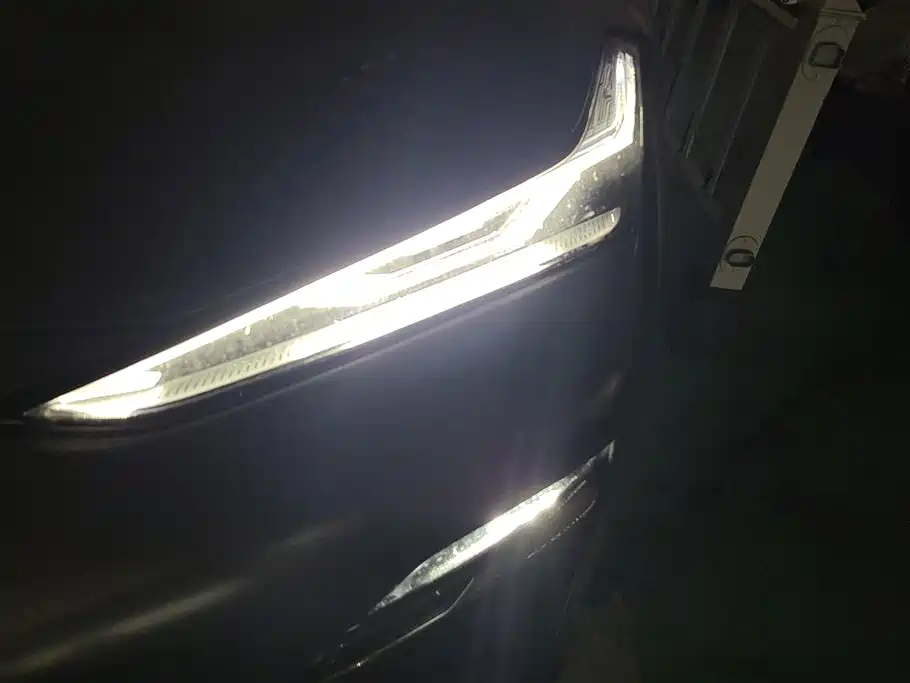 GEELY GALAXY GALAXY E8