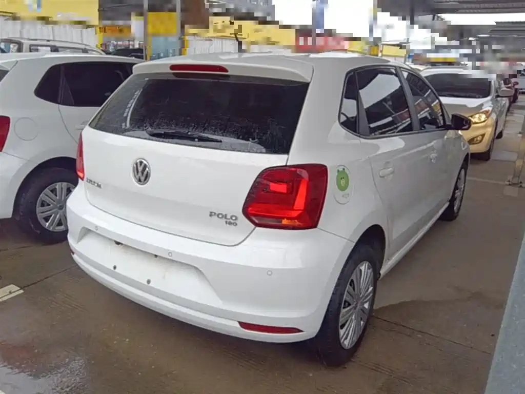 Volkswagen Polo 2016 1.6L Automatic Comfort фото 7