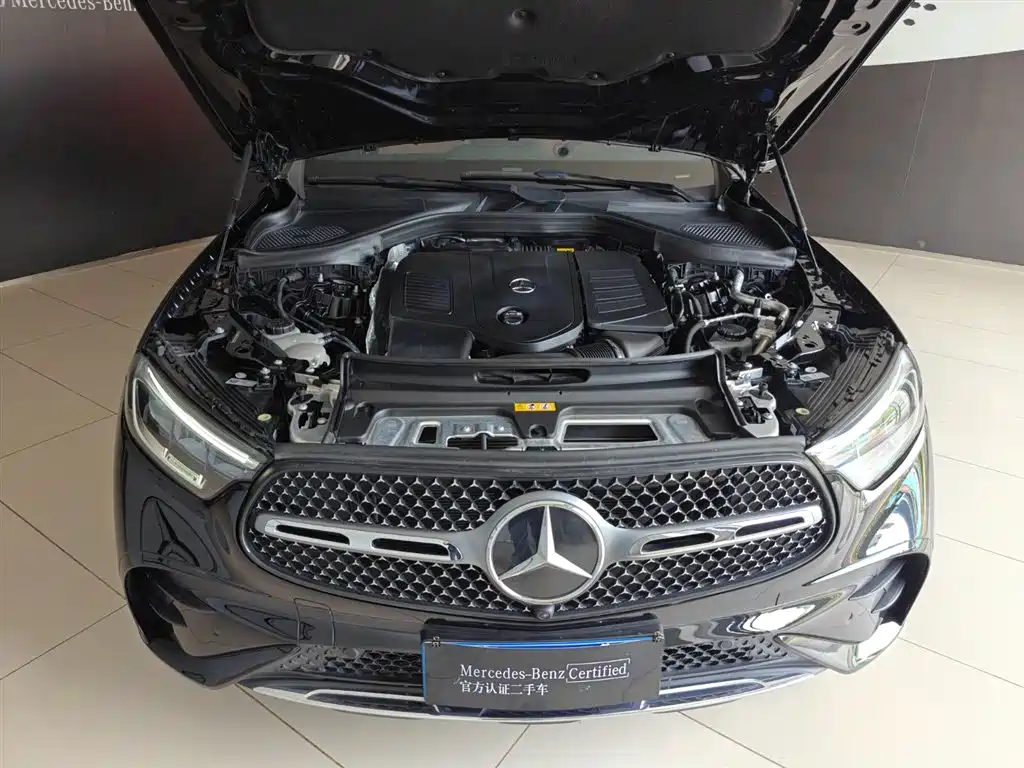 Фото 13 - Mercedes-Benz GLC