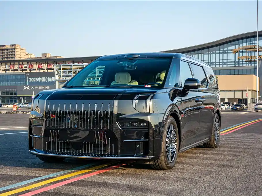 ZEEKR 009 2024 7-Seat Aisle AWD Version 108kWh