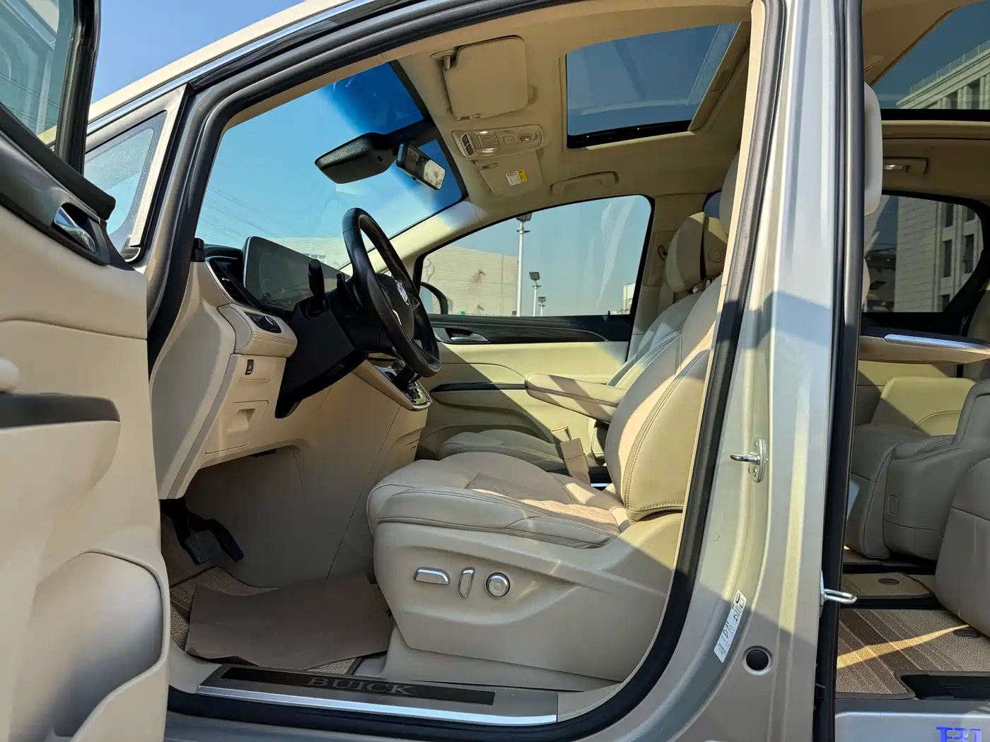 Buick GL8 2022 ES Landmark 653T Luxury фото 28