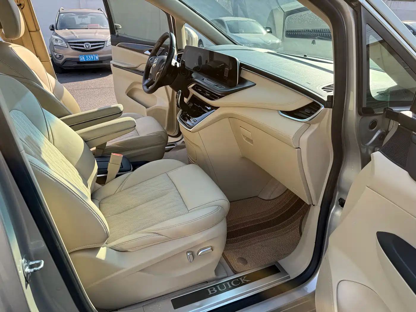 Buick GL8 2022 ES Landmark 653T Luxury фото 9
