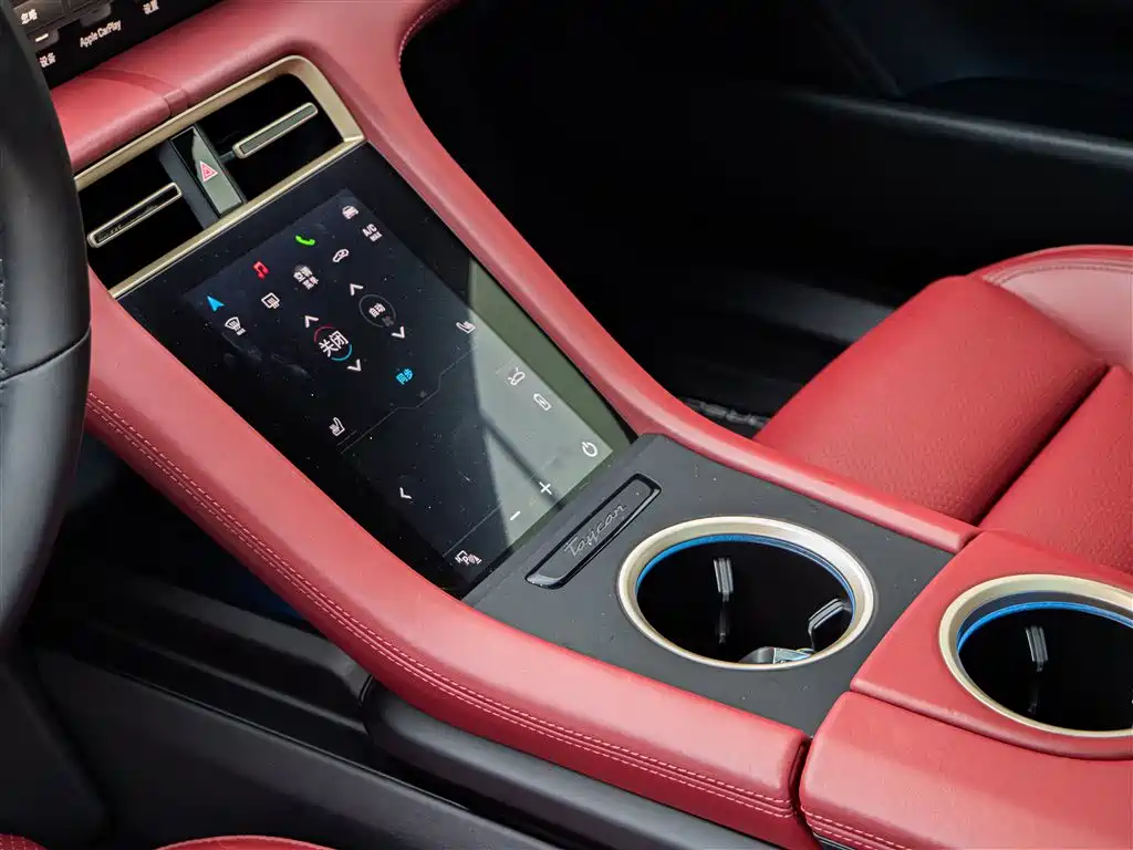 Porsche Taycan 2022 Facelift Taycan фото 17