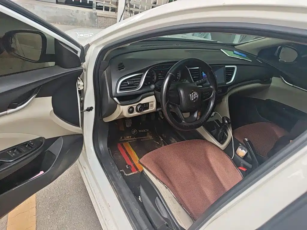 Photo 12 - Buick Excelle