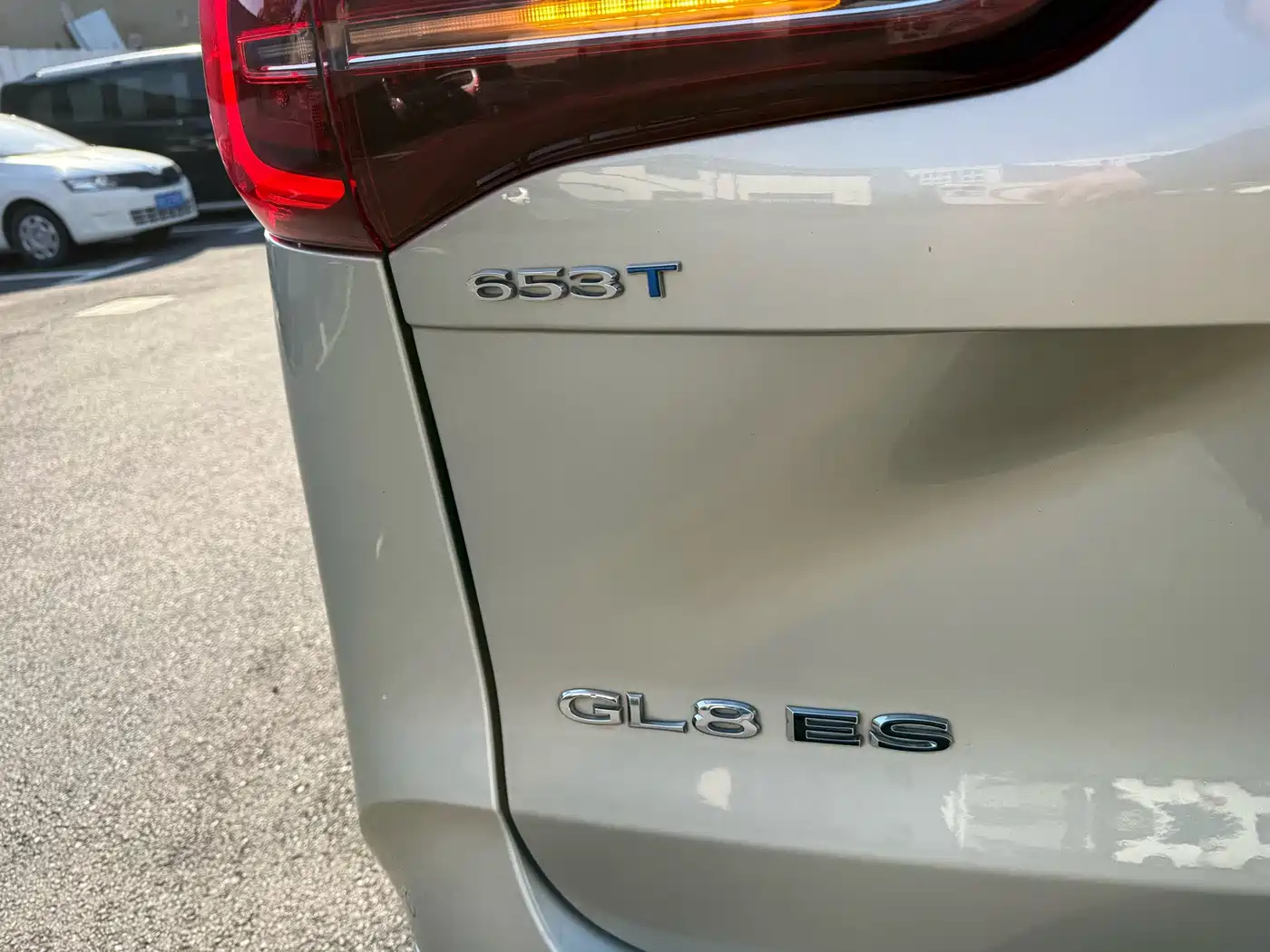 Buick GL8 2022 ES Landmark 653T Luxury фото 15