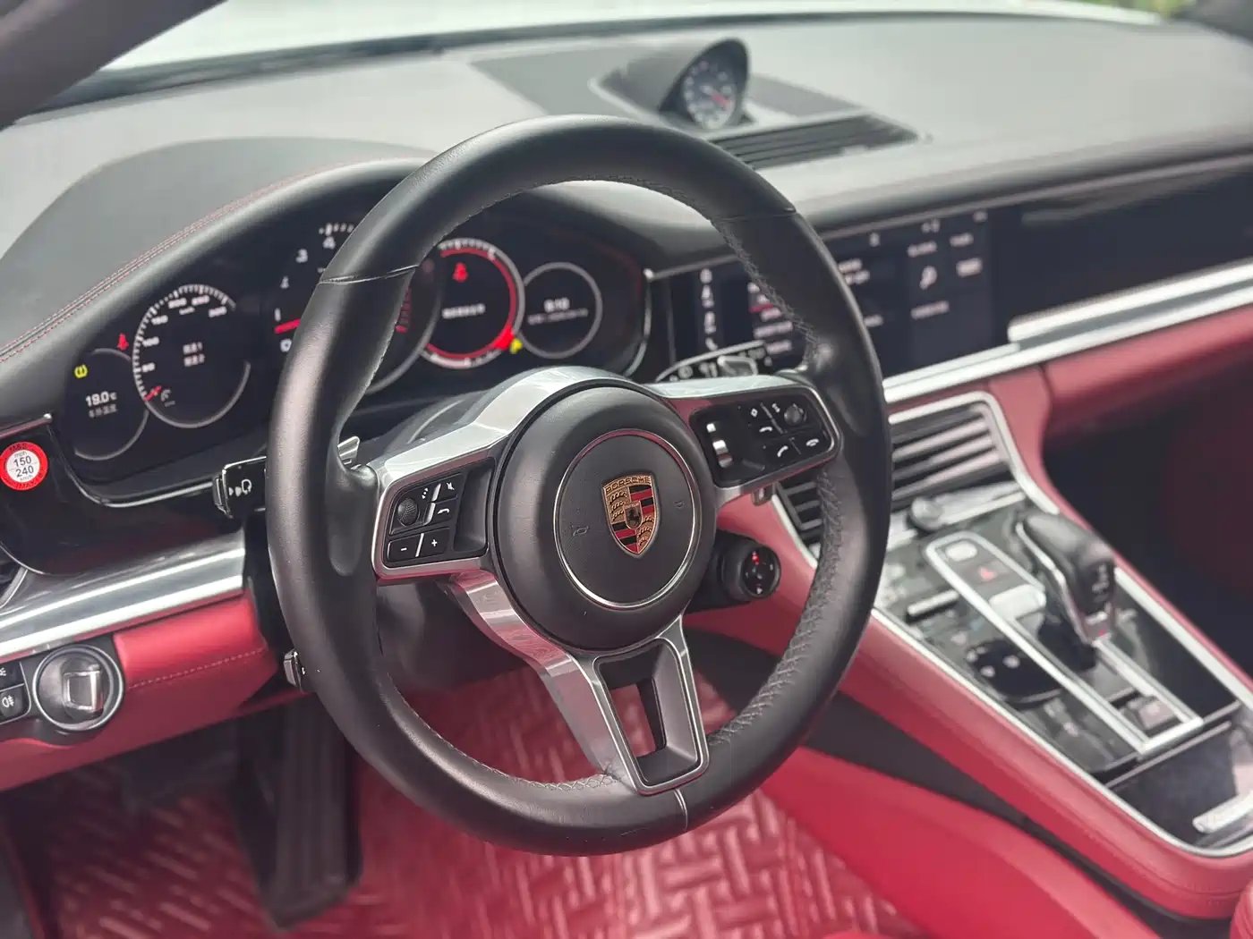 Porsche Panamera 2019 Panamera 4 Sport Turismo 2.9T фото 12