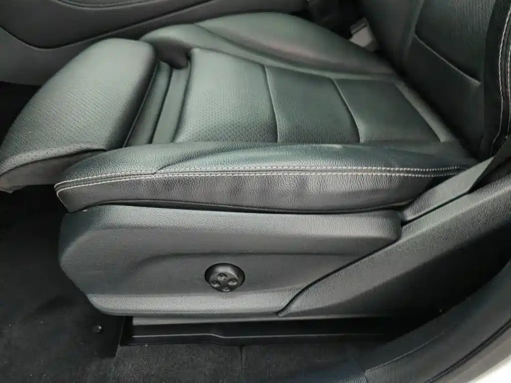 Mercedes-Benz GLC Coupe 2021 2020 GLC 300 4MATIC Coupe SUV