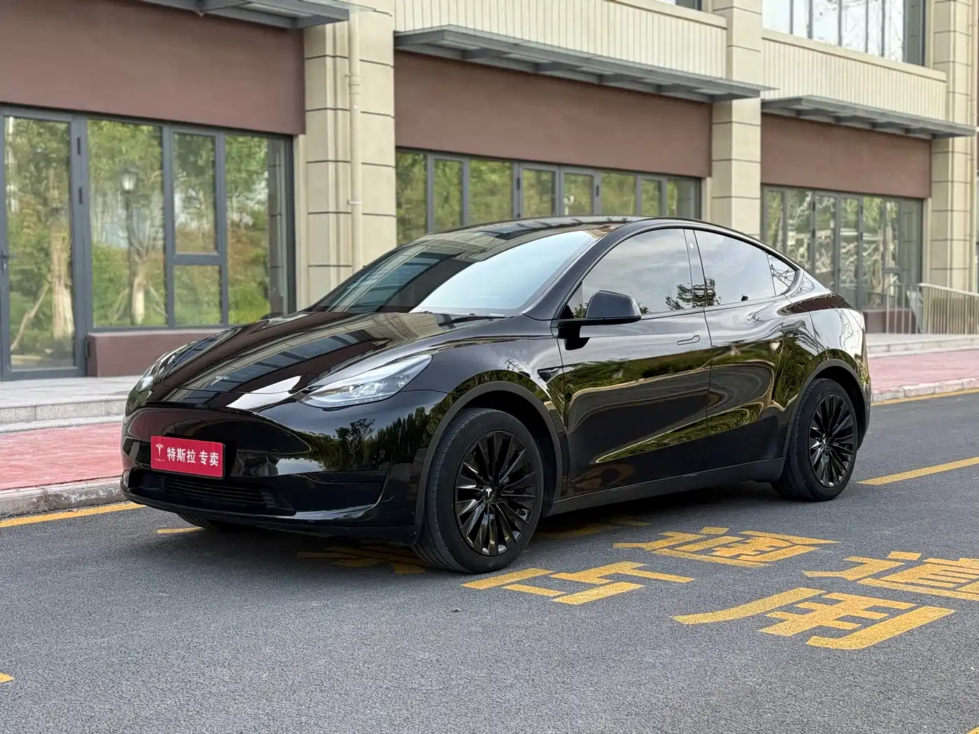Tesla Model Y 2023 Rear-Wheel Drive Edition