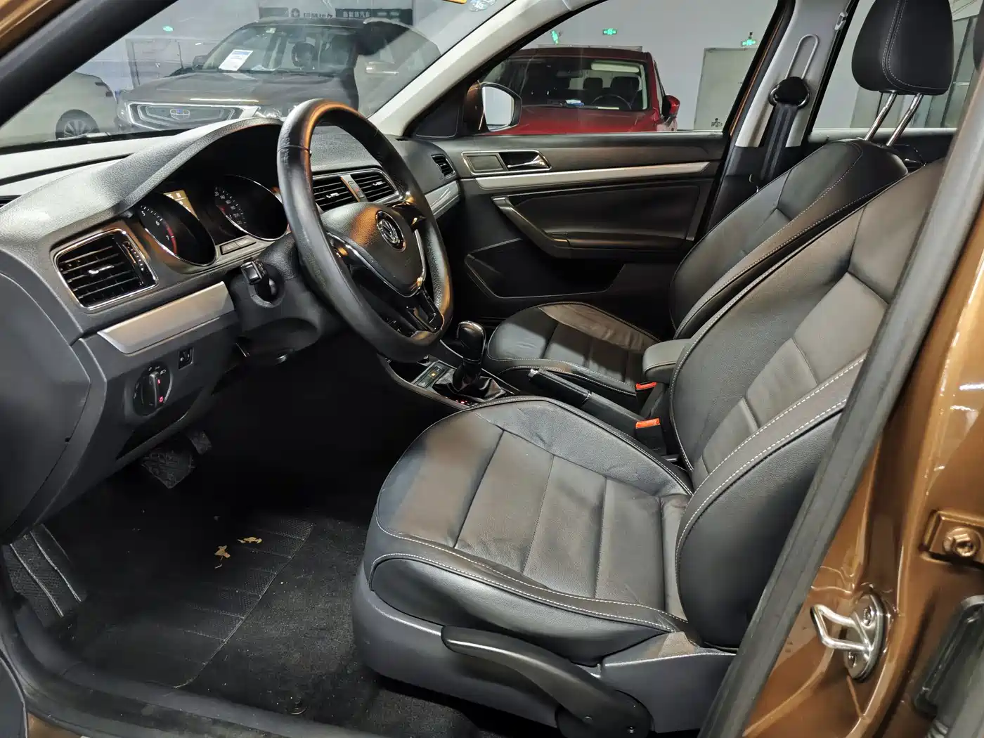 Photo 8 - Volkswagen Lavida Tour