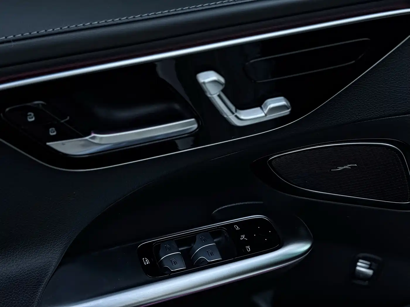 Mercedes-Benz C-Class 2024 Facelift C 260 L Sport фото 9