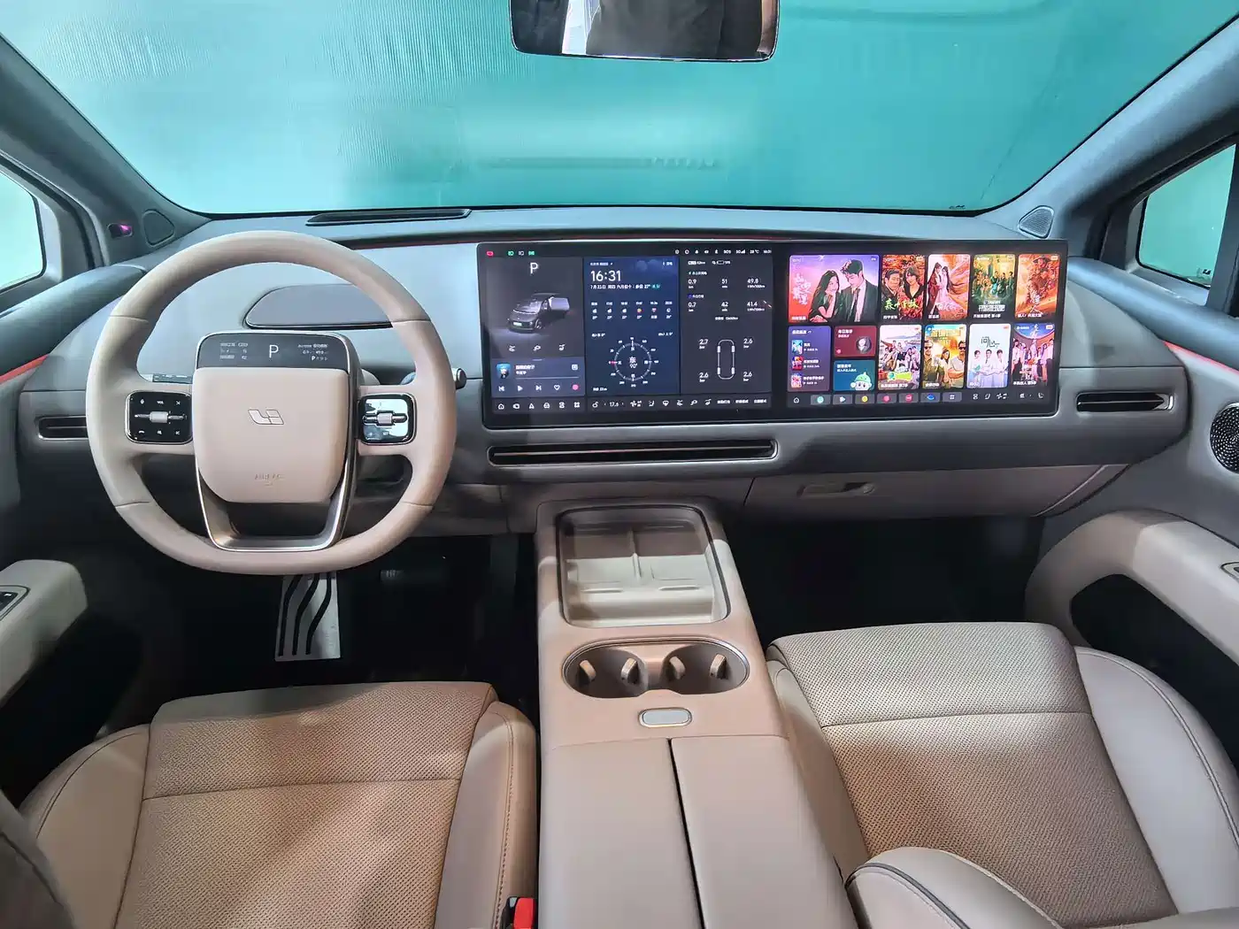 Li Auto i6 2025 2025 4WD Base Model