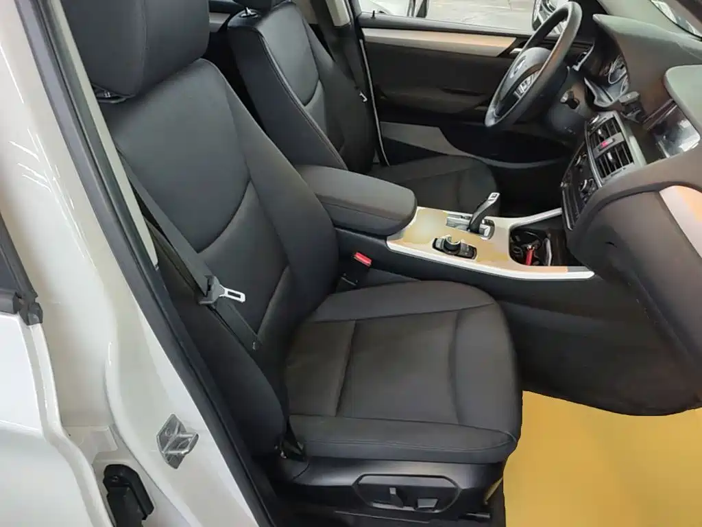 BMW X3 (Import) 2017 2016 sDrive20i