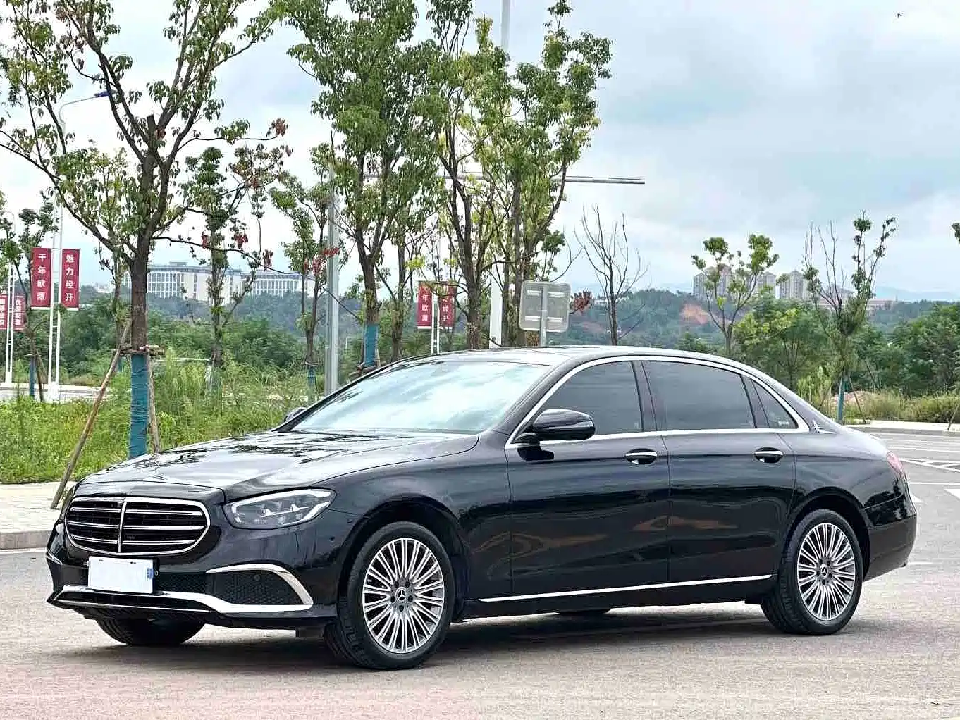 Mercedes-Benz E-Class 2022 E 300 L Luxury