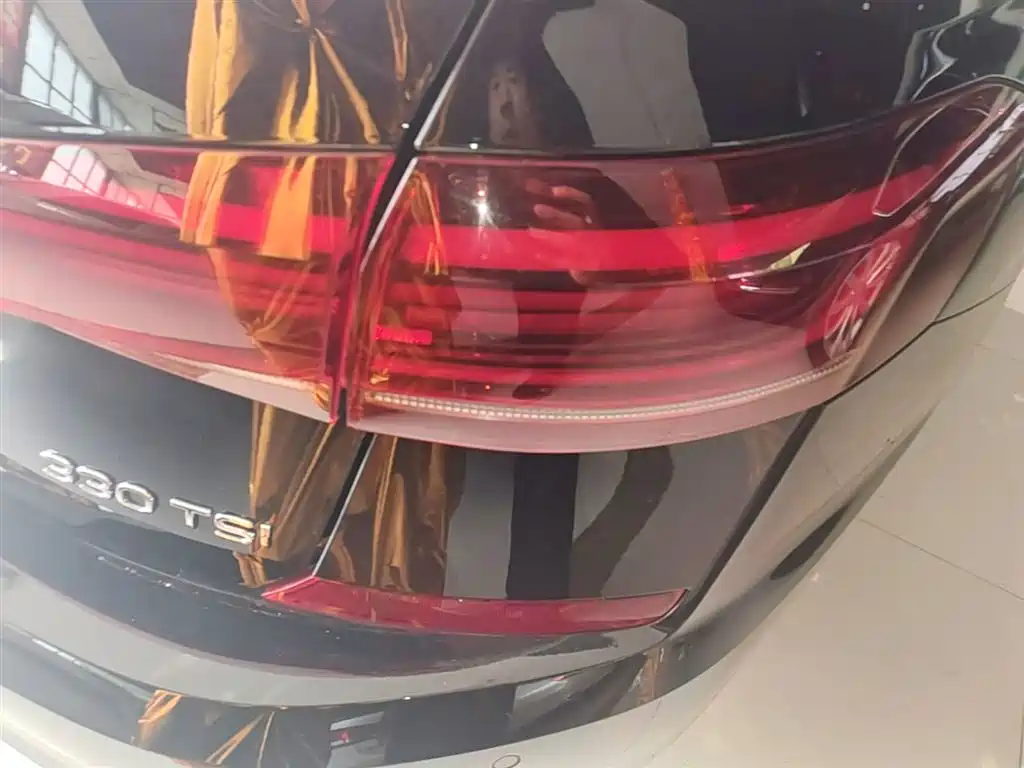 Volkswagen Passat 2024 330TSI Starlight Elite Edition фото 8