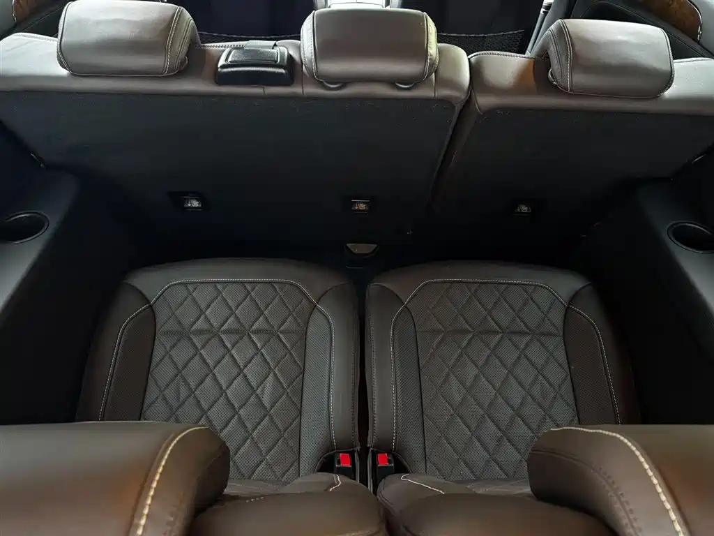 Mercedes-Benz GL-Class фото 25