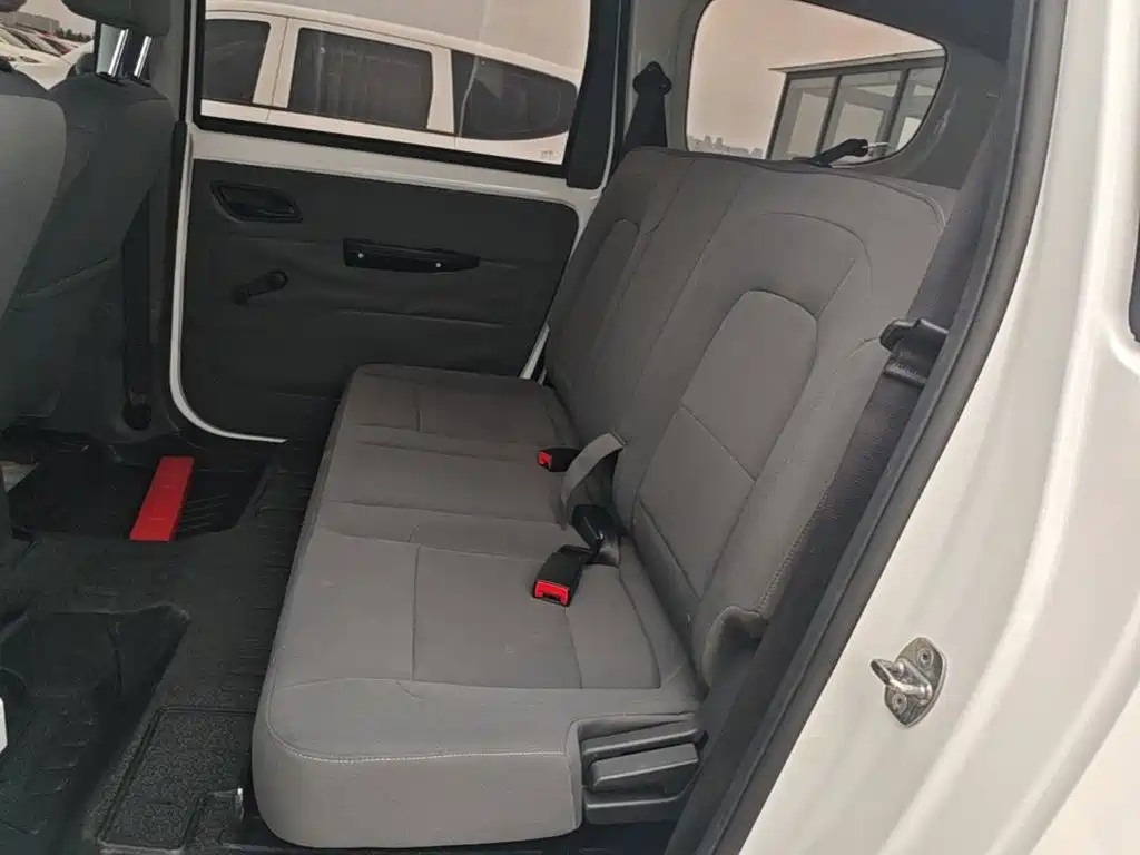 Photo 17 - Wuling Motors Wuling Hongguang New Energy