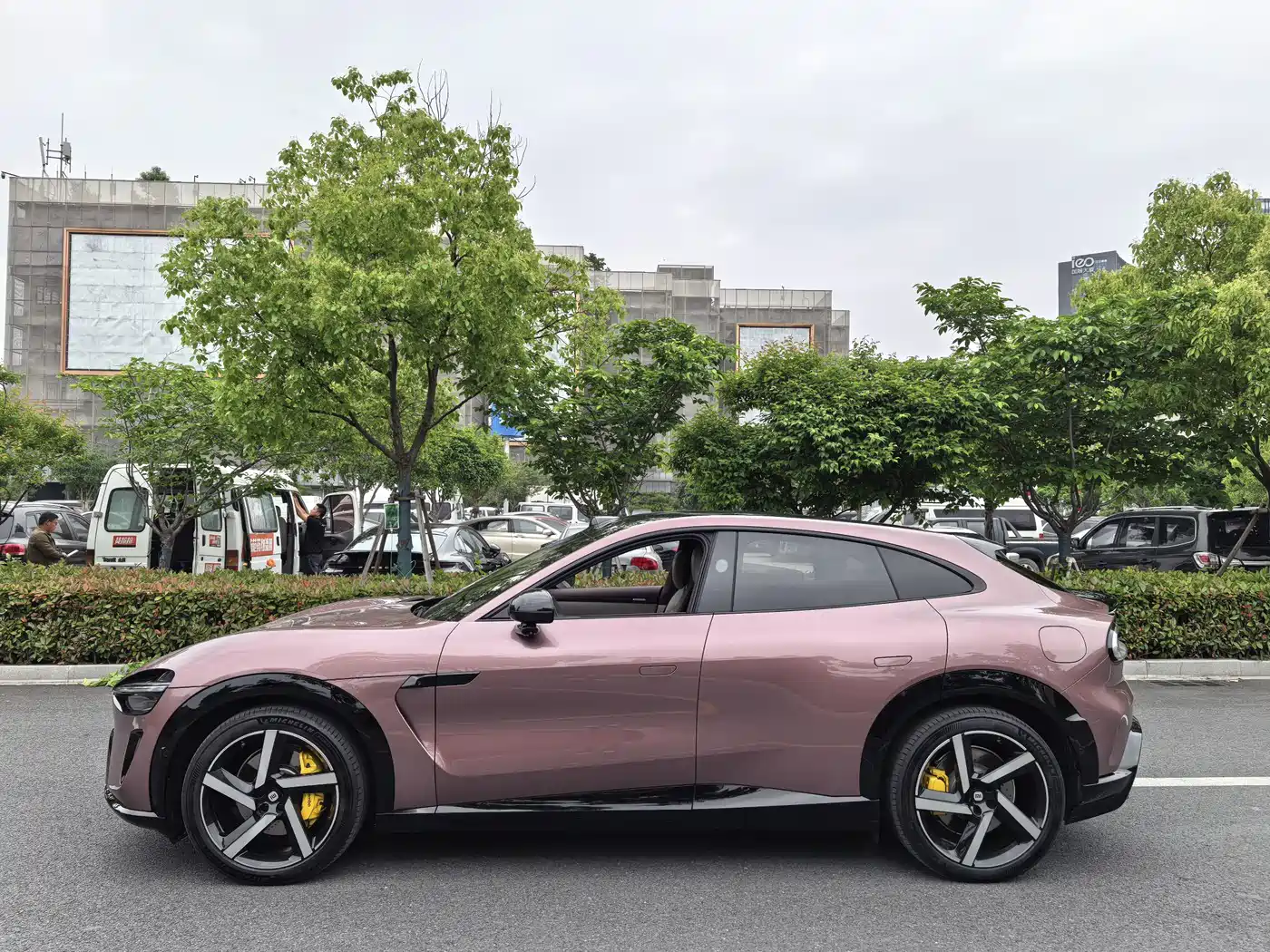 Xiaomi Auto Xiaomi YU7 2025 Ultra Long Range High Performance AWD Max Edition фото 8