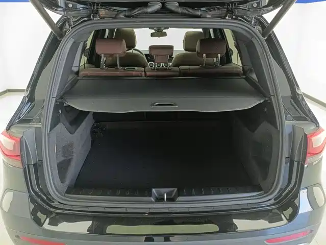 Mercedes-Benz GLB 2023 GLB 220 Dynamic — фото 4