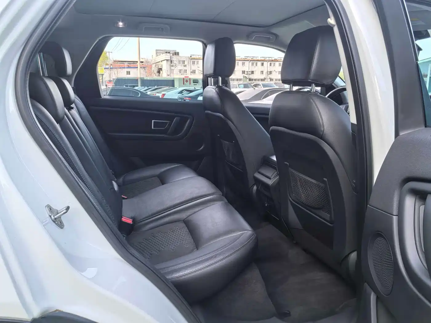 Land Rover Discovery Sport 2018 240PS PURE Edition фото 14