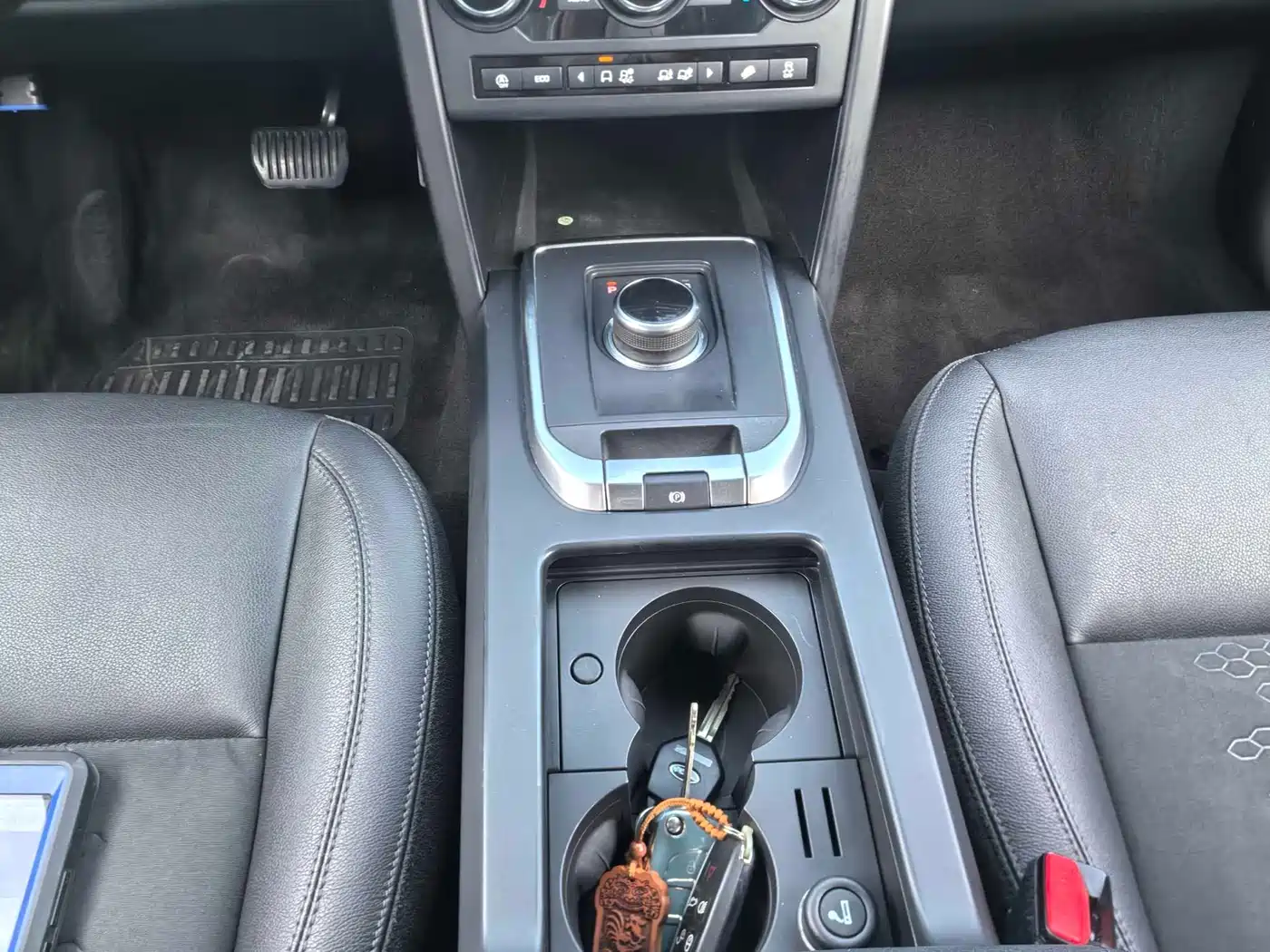 Land Rover Discovery Sport 2018 240PS PURE Edition фото 11
