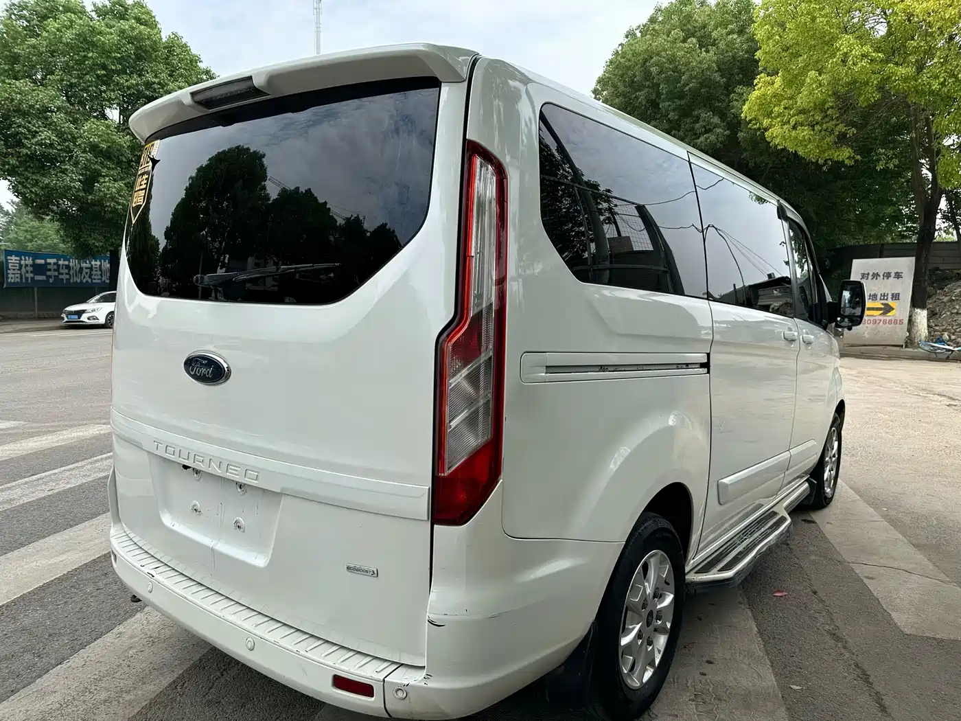 Ford Tourneo 2016 2.0T Manual Elite Edition фото 4