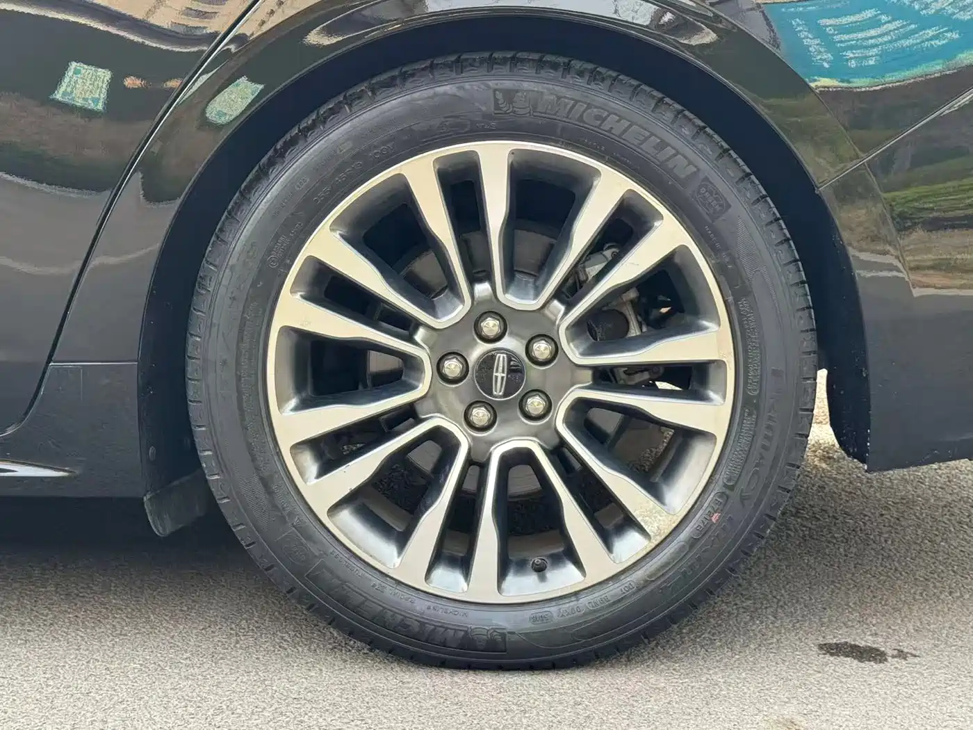 Lincoln Continental 2017 3.0T AWD Prestige Edition фото 21