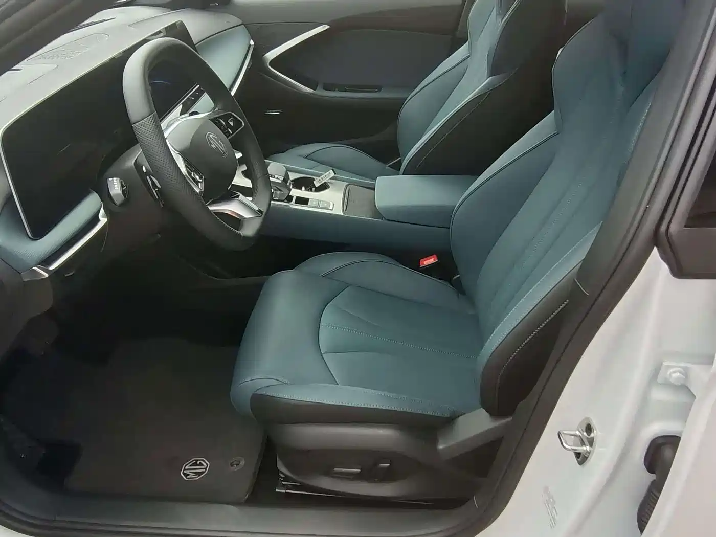 MG MG7 2025 2025 1.5T 300 DCT Elegance Edition