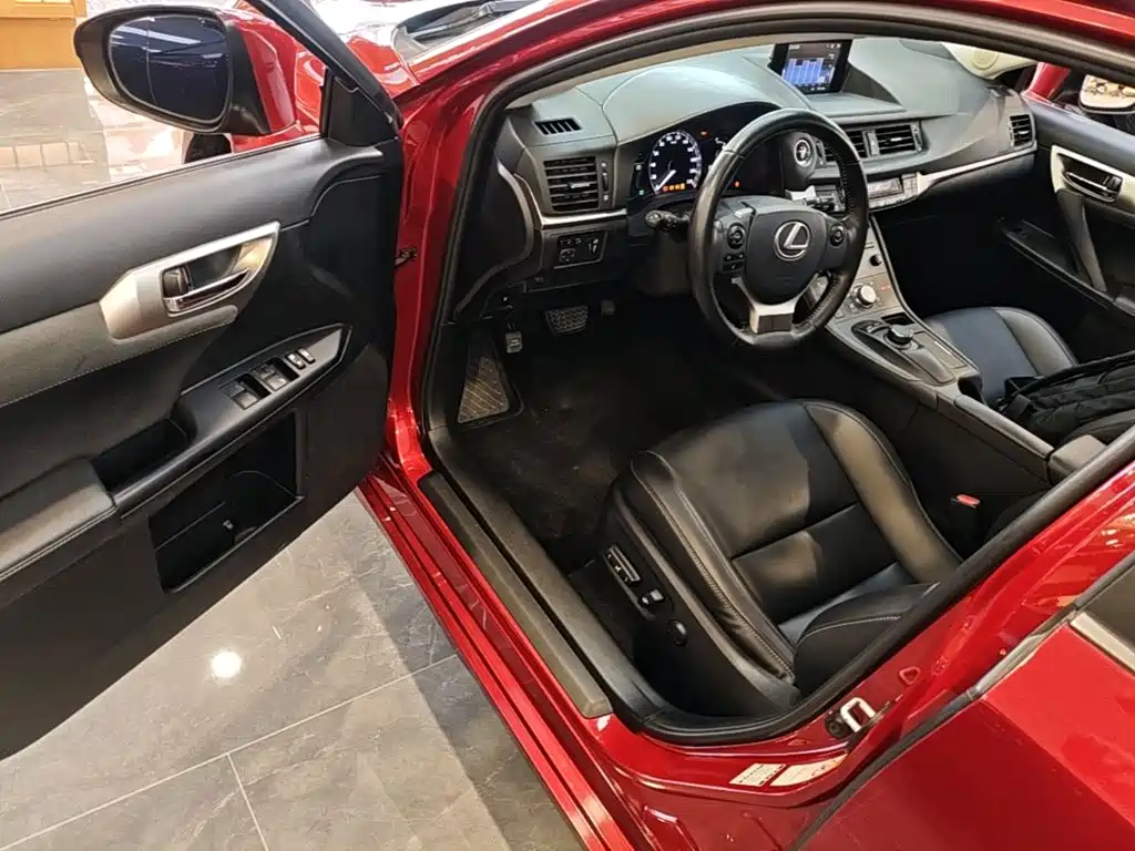 Lexus CT 2019 2017 CT200h Comfort Edition (Single Color) China VI