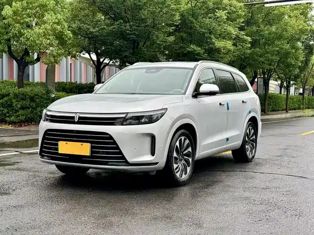 AITO Wenjie AITO M7 2023